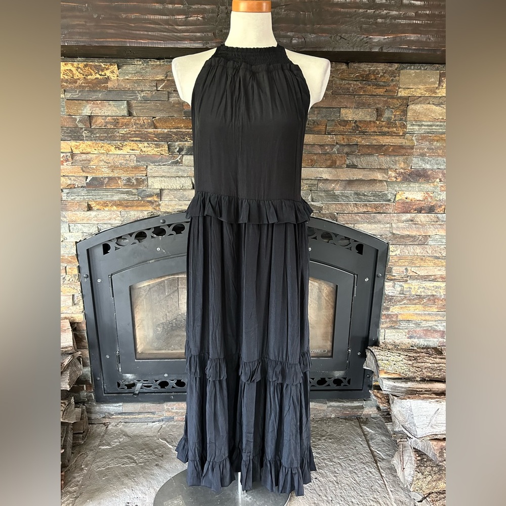 Petal Roz Black Tiered‎ Sleeveless Boho Maxi Dress